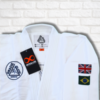 Gracie Swindon / Braus Flags Adults GI - White (pick-up only)